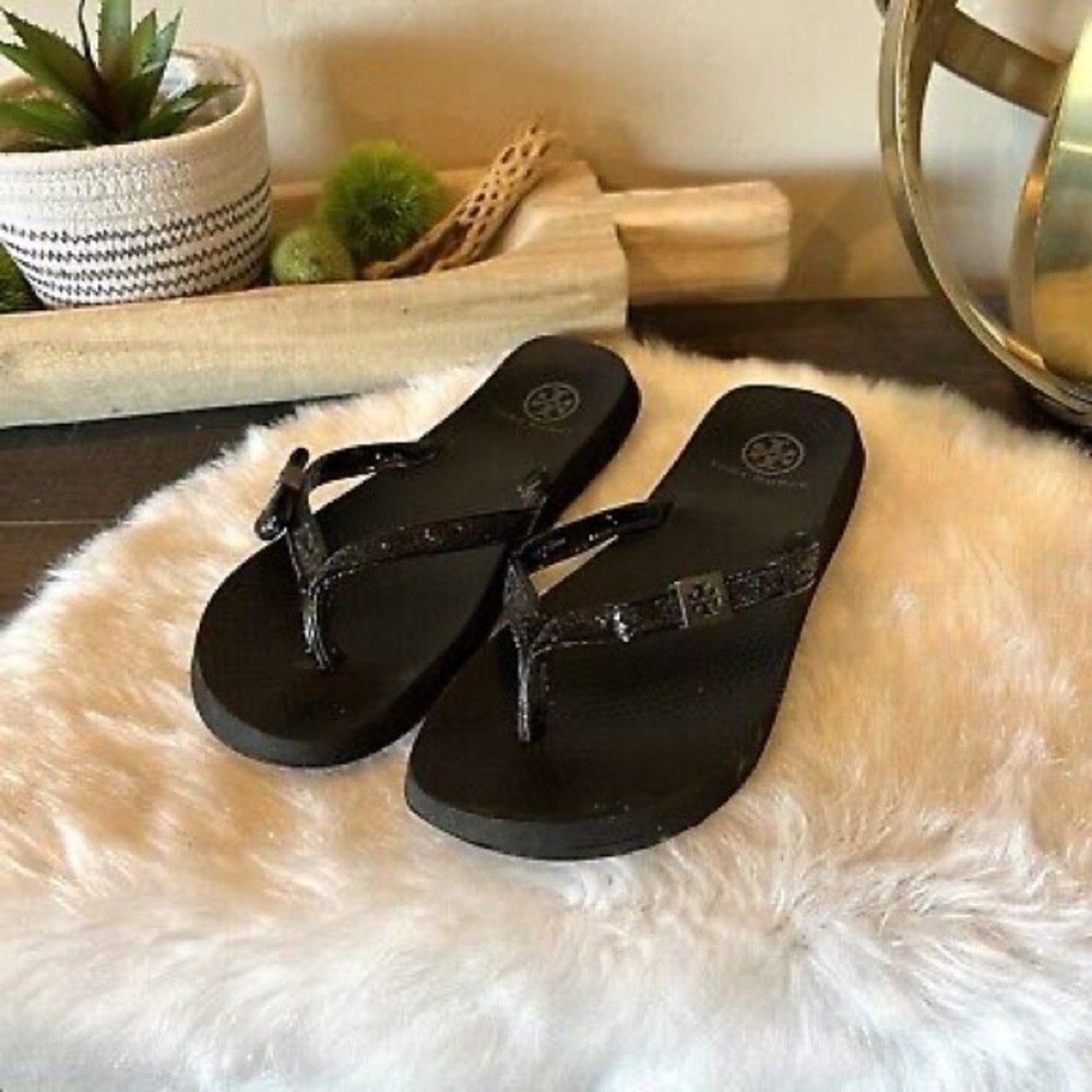 Tory Burch Black Sandals Textured Footbed Thong Style